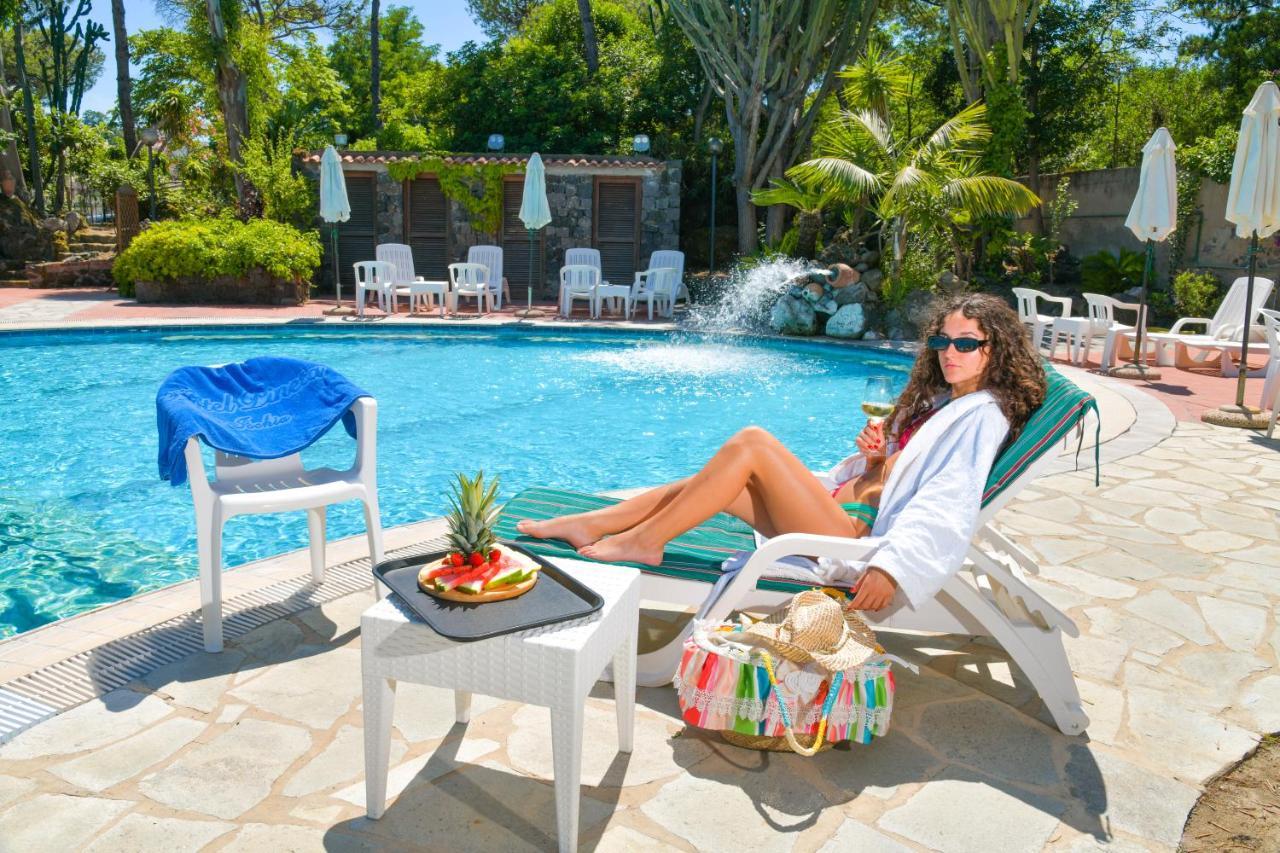 Hotel Pineta Ischia Kültér fotó