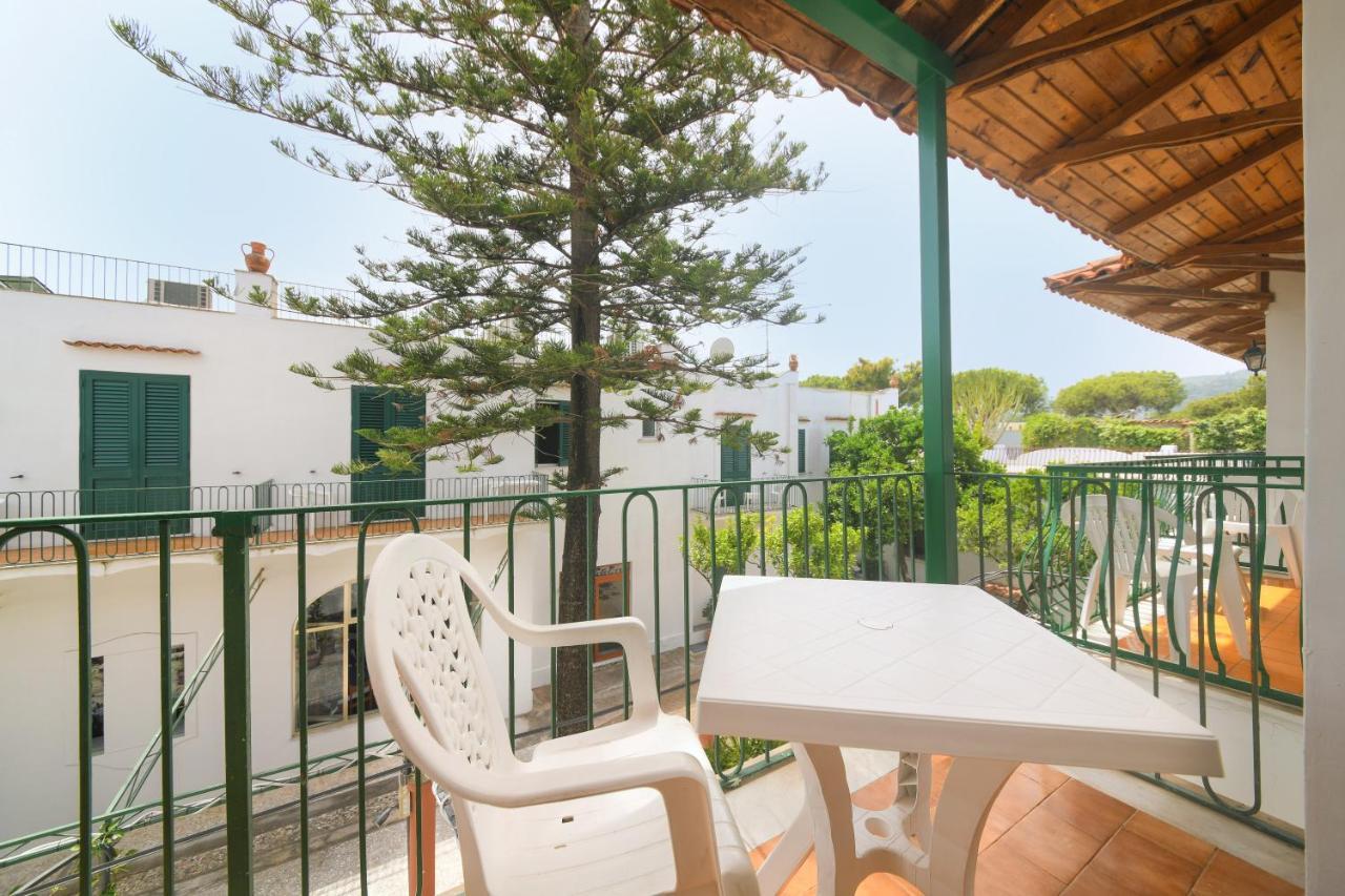 Hotel Pineta Ischia Kültér fotó