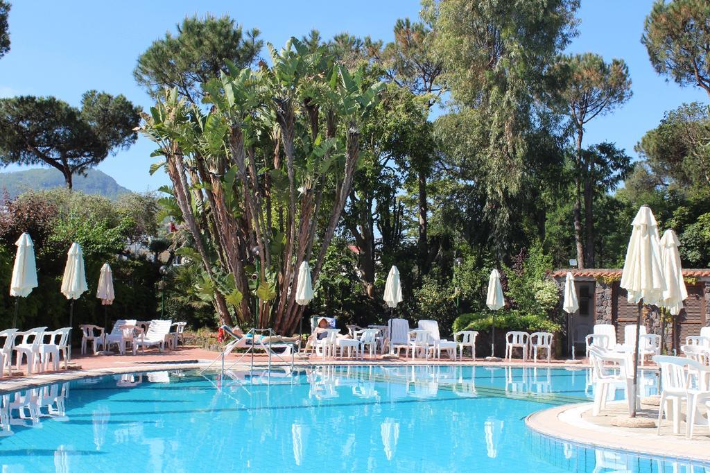 Hotel Pineta Ischia Kültér fotó